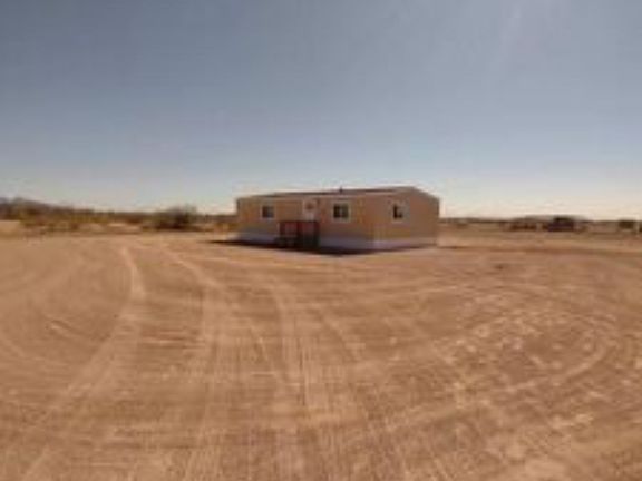 4th image of 8565 W Milligan Rd