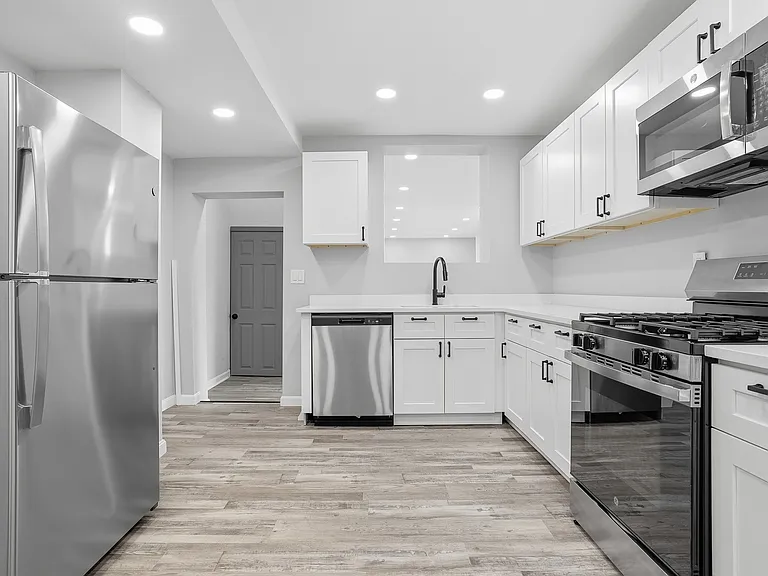 905 McCandless Ave — Photo 10
