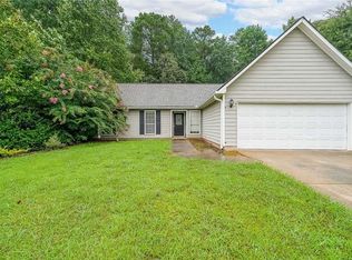 1830 McKendree Lake Dr, Lawrenceville, GA 30043