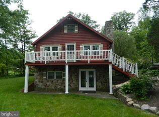 126 Ivy Ln, Lock Haven, PA 17745