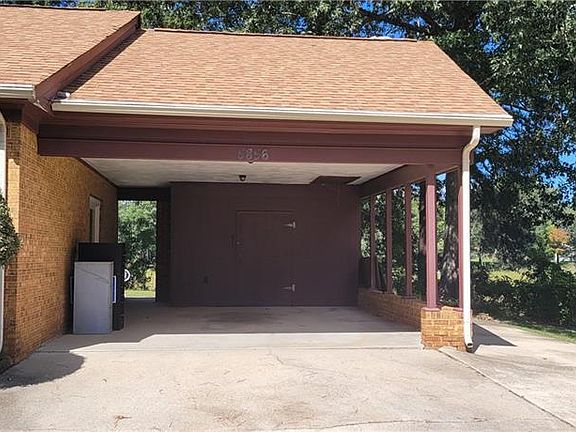 3rd image of 5856 Bernhowe Manor Ln