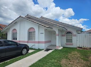 15942 SW 81st Ter, Miami, FL 33193