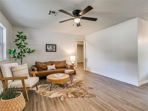 5th image of 1520 Sunrise Cir