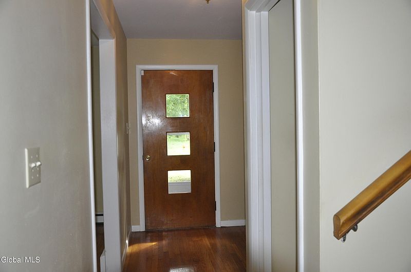 4th image of 39 Wellington Road