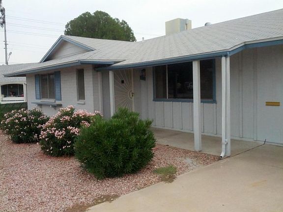 2nd image of 9909 W Pinehurst Dr