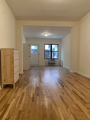 Rented by Urban Real Estate Inc | media 9