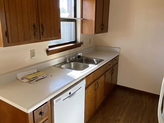 5th image of 413 Jo Ellen Ln