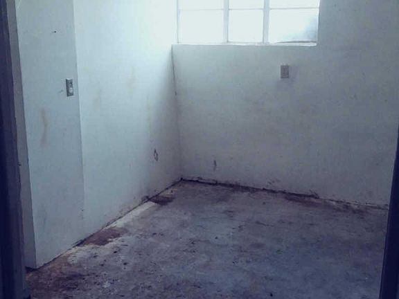 5th image of 1740 S San Jose Dr