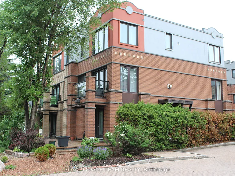 3358 Carling Ave — Photo 2