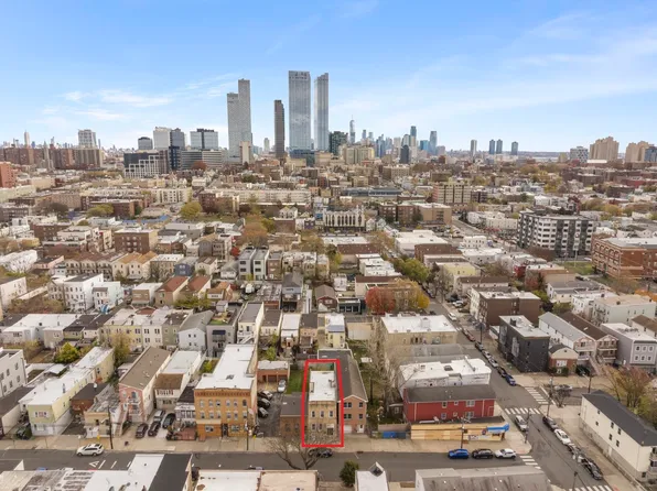 12 Wright Avenue image 20 of 20