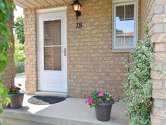 3rd image of 12 Whitedeer Rd #18