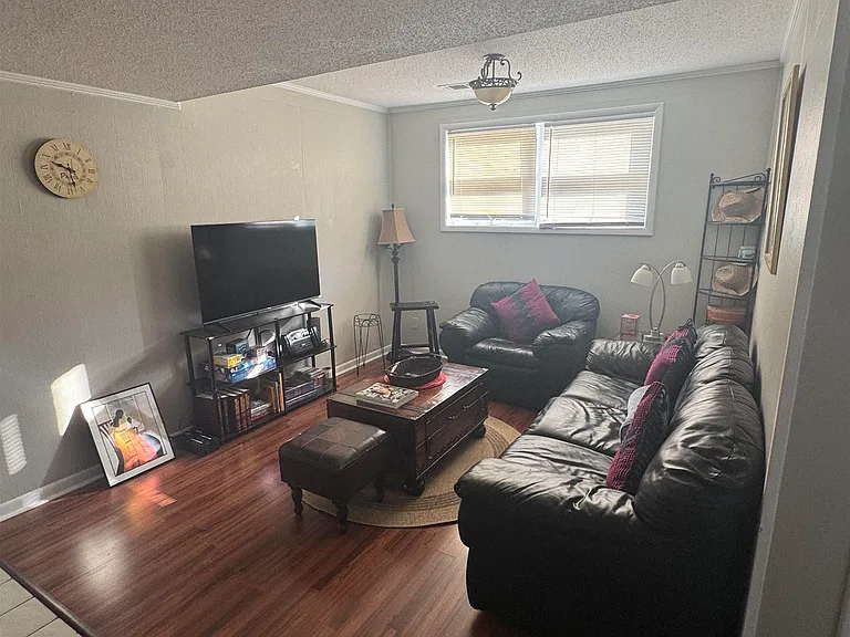 3813 Millbrae Dr NW — Photo 11