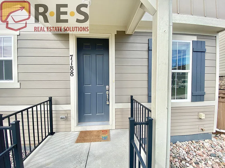 7188 Finsberry Way — Photo 2