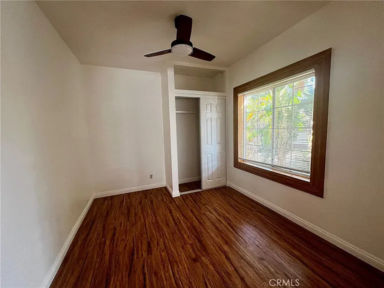 609 Camulos St — Photo 3