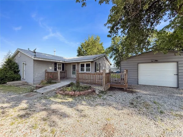 601 N Foster St, Center, MO 63436