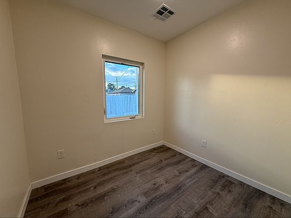 4th image of 1804 Forrest St #1806