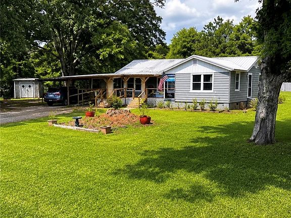 3rd image of 1131 County Road 190