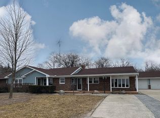 967 N 600 W, Wolcott, IN 47995