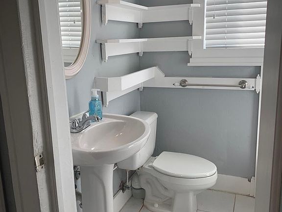 5th image of 119 Menores Ave APT 9
