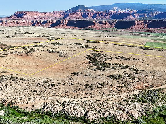 4th image of 123 Teasdale Powerline Rd