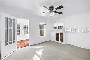 3 bed, 1.0 bath, 960 sqft, $2,050 — Photo 2