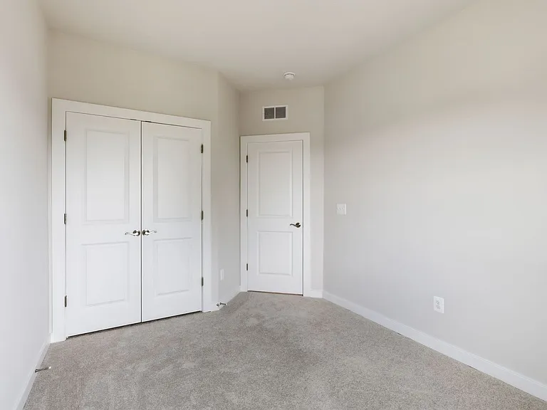 2118 Acadia Rd — Photo 33