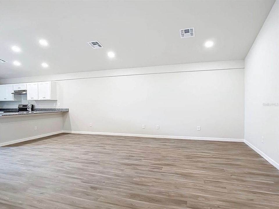 1st image of 2106 Fernwood St #2106