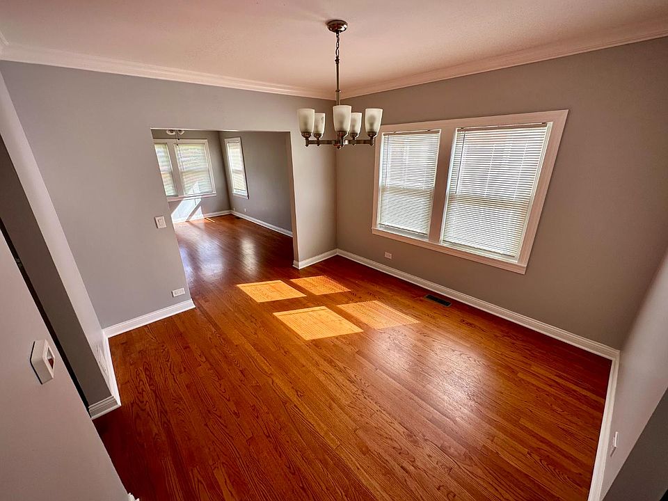 614 Legion St Maywood, IL, 60153 Apartments for Rent Zillow