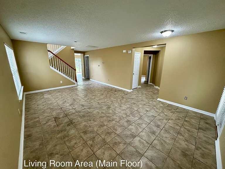 15313 Superior St — Photo 11