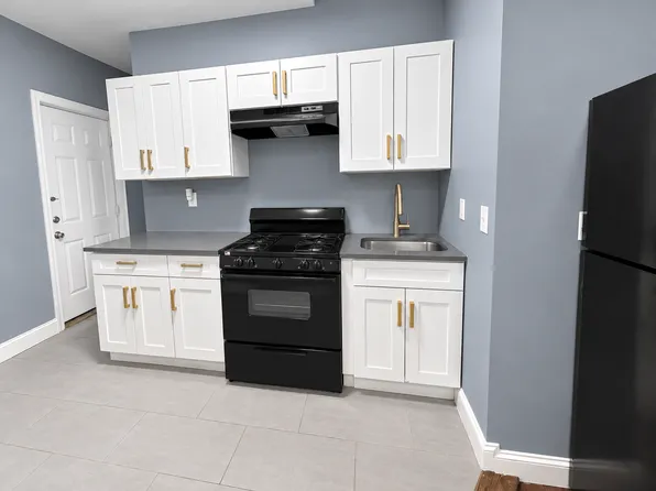 178 2nd St #1, Newark, NJ 07107