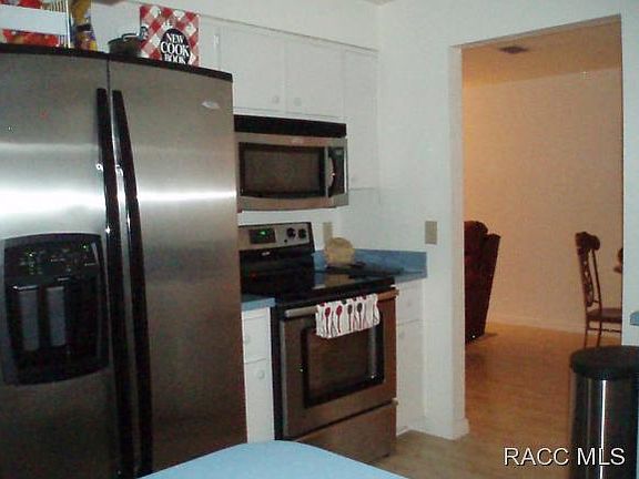 3rd image of 3789 N Tamarisk Ave