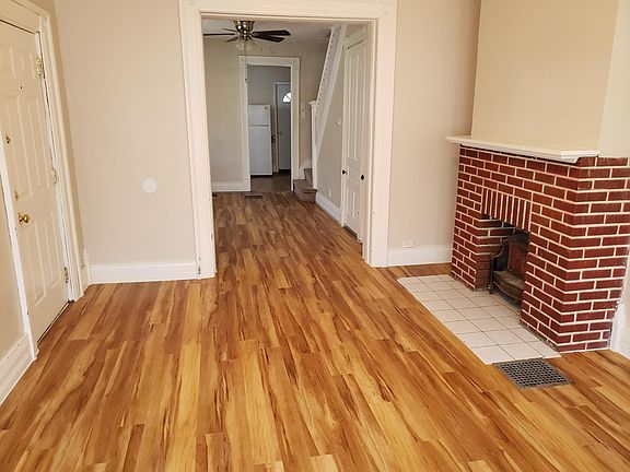 3rd image of 38 E Mumma Ave