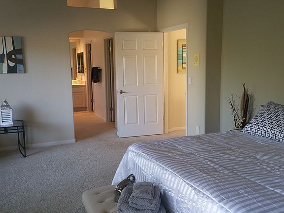 4th image of 604 Dunhill Dr