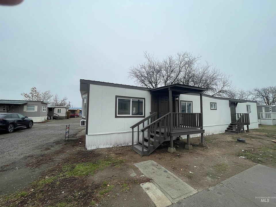 1st image of 620 Chucker Dr #37