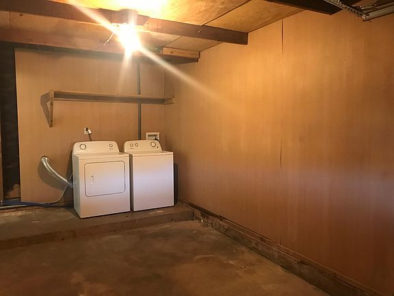 5th image of 1634 Lillius St