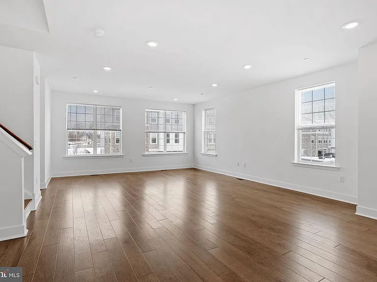 137 Ada Hightower Ave — Photo 13