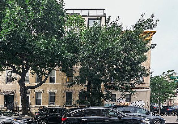 3rd image of 279 Irving Ave APT 3B