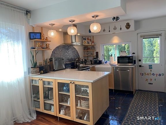 5th image of 200 Brittany Farms Road #D