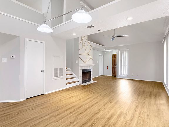 5th image of 1106 Alameda Dr