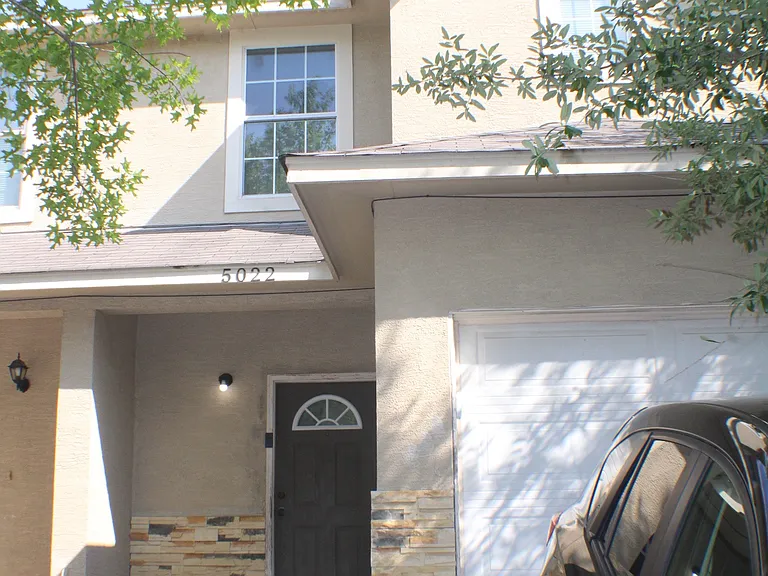 5022 Flipper Dr — Photo 1