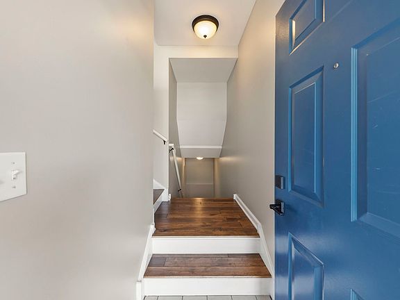 3rd image of 2255 Hudson Cir #2255