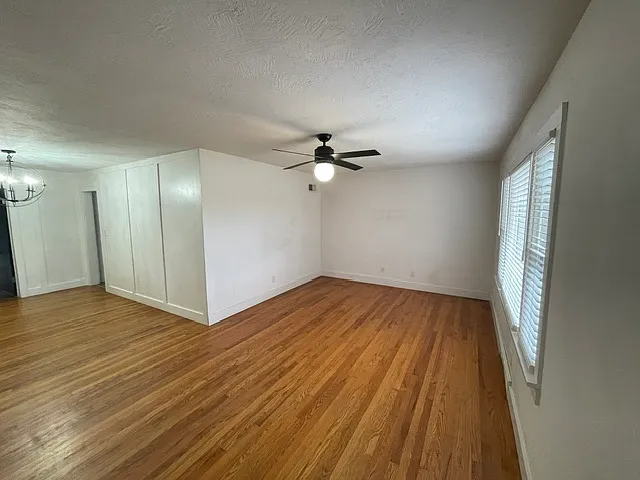 3 bed, 1256 sqft, $1,495 — Photo 4