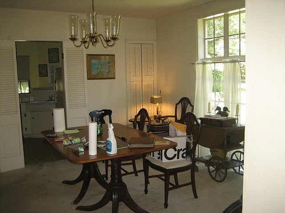 4th image of 6022 Woodland Dr