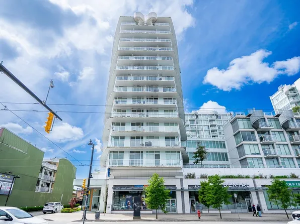 2220 Kingsway #1107, Vancouver, BC V5N 0G4