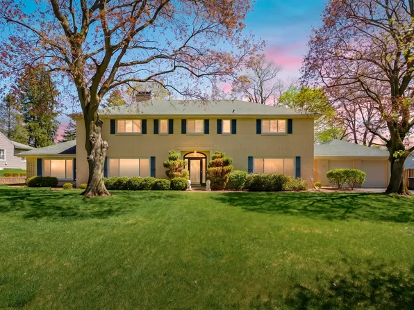 2421 Waite Ave, Kalamazoo, MI 49008