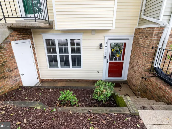 16312 Taconic Cir, Dumfries, VA 22025