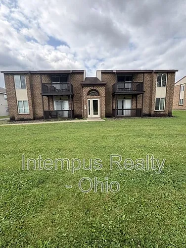 7469 Huntington Dr #3 Photo 1