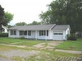 328 S Gravois Ave, Tipton, MO 65081