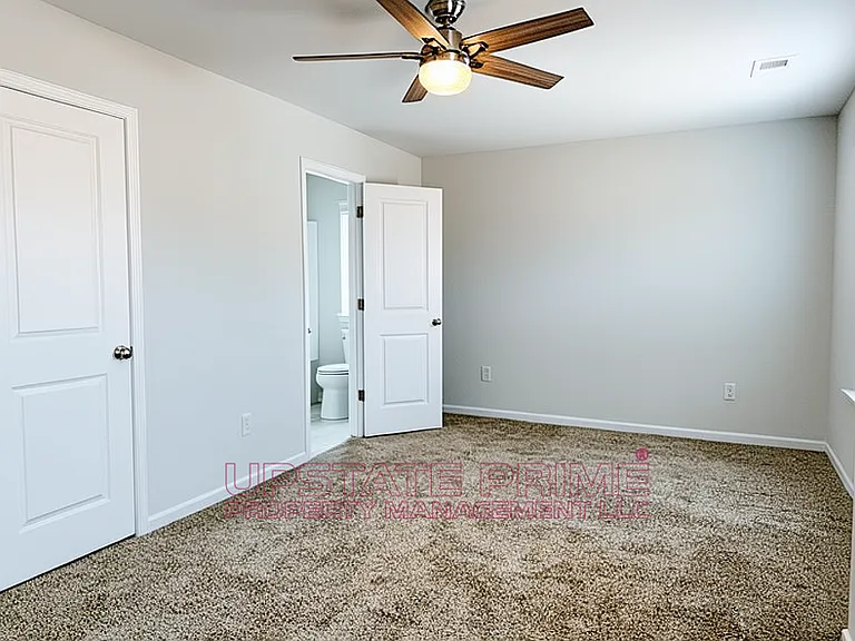 610 Poinsett Bridge Way — Photo 16