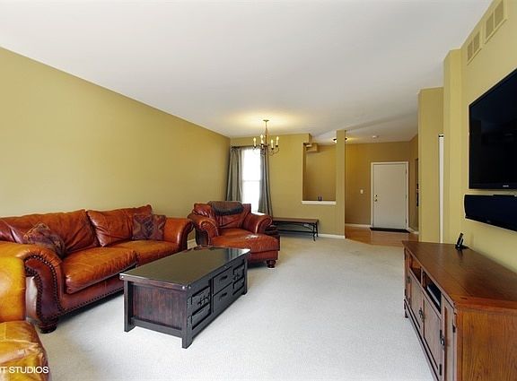 5th image of 353 Shadow Creek Dr
